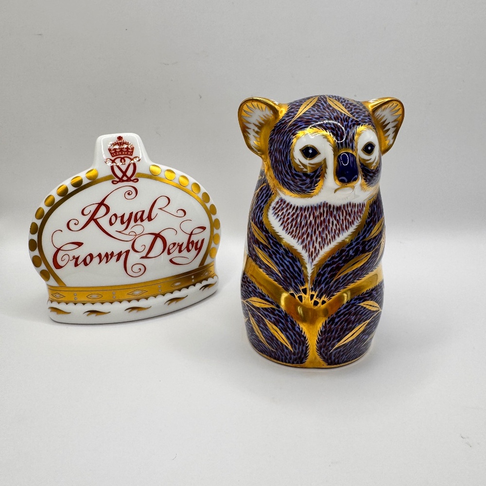 Royal Crown Derby Koala paperweight. 1994 with gold stopper.